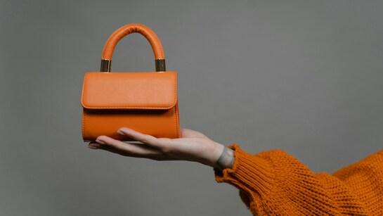 ojftuf8g_bag_625x300_17_April_24
